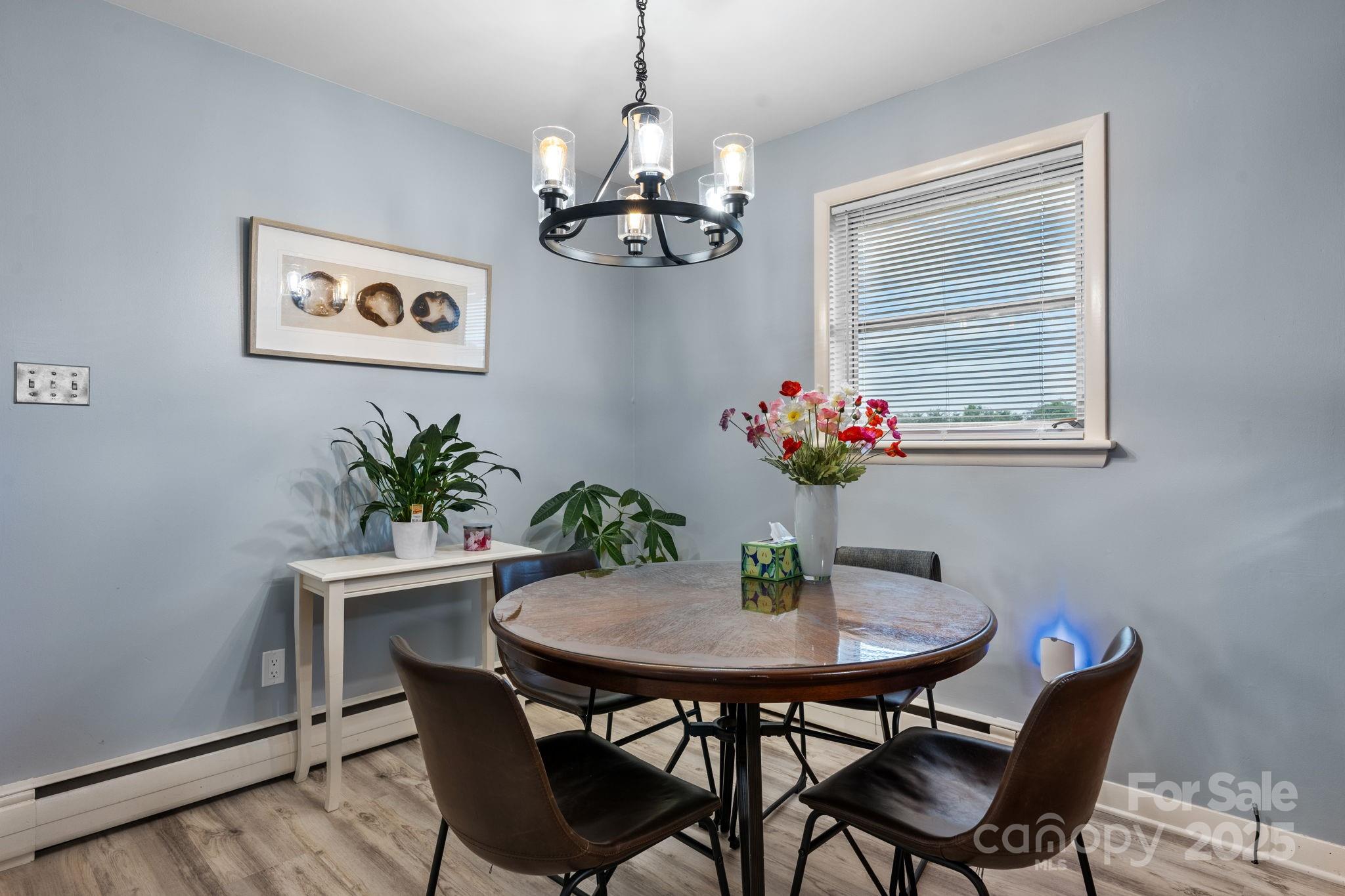 2761 Highland Avenue Property Photo 11