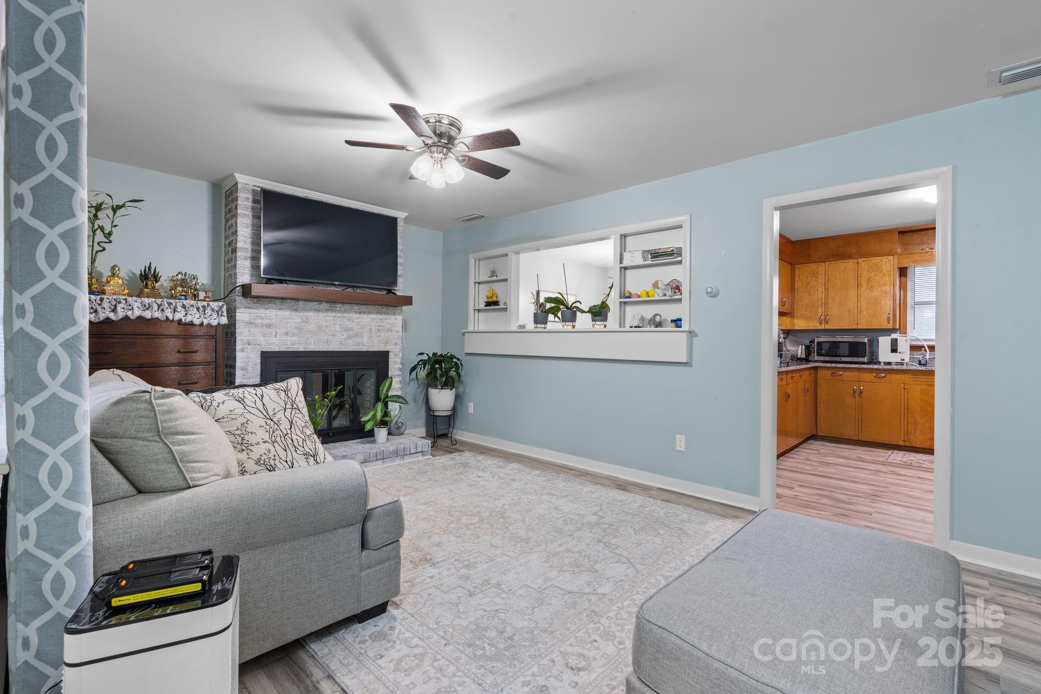 2761 Highland Avenue Property Photo 13