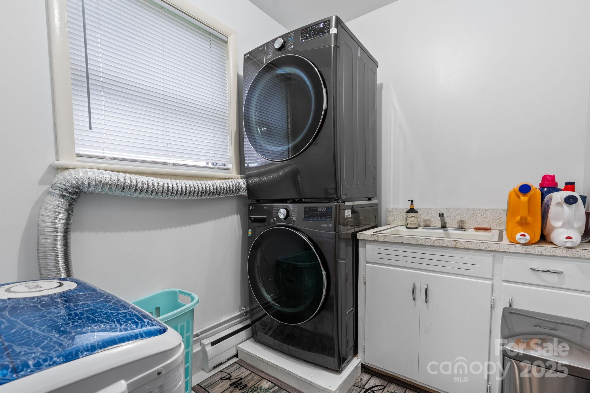 2761 Highland Avenue Property Photo 18