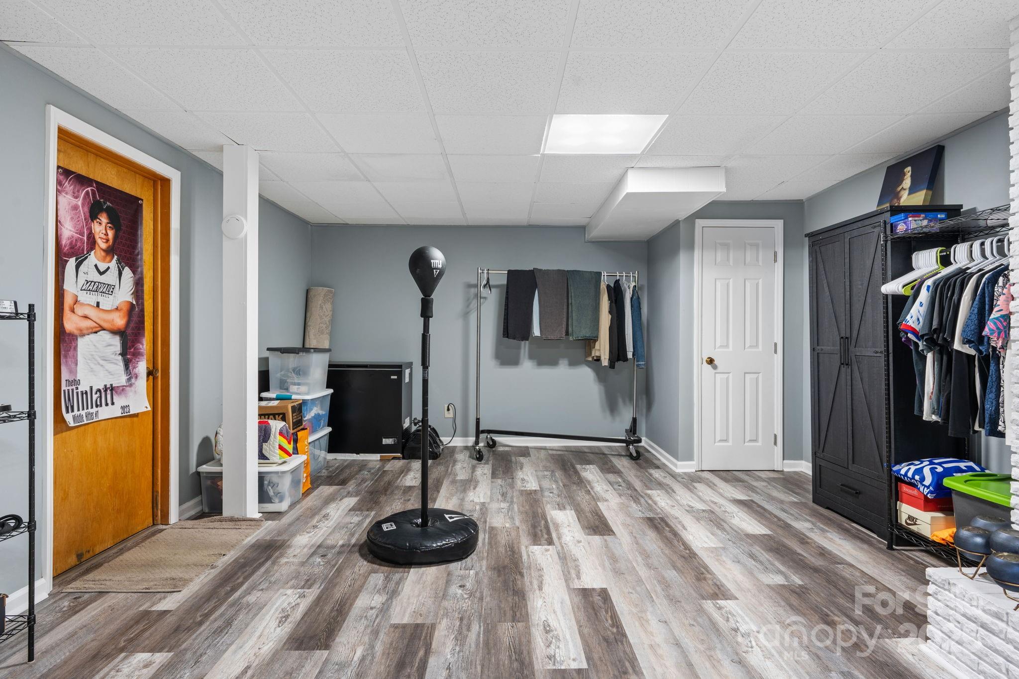 2761 Highland Avenue Property Photo 22