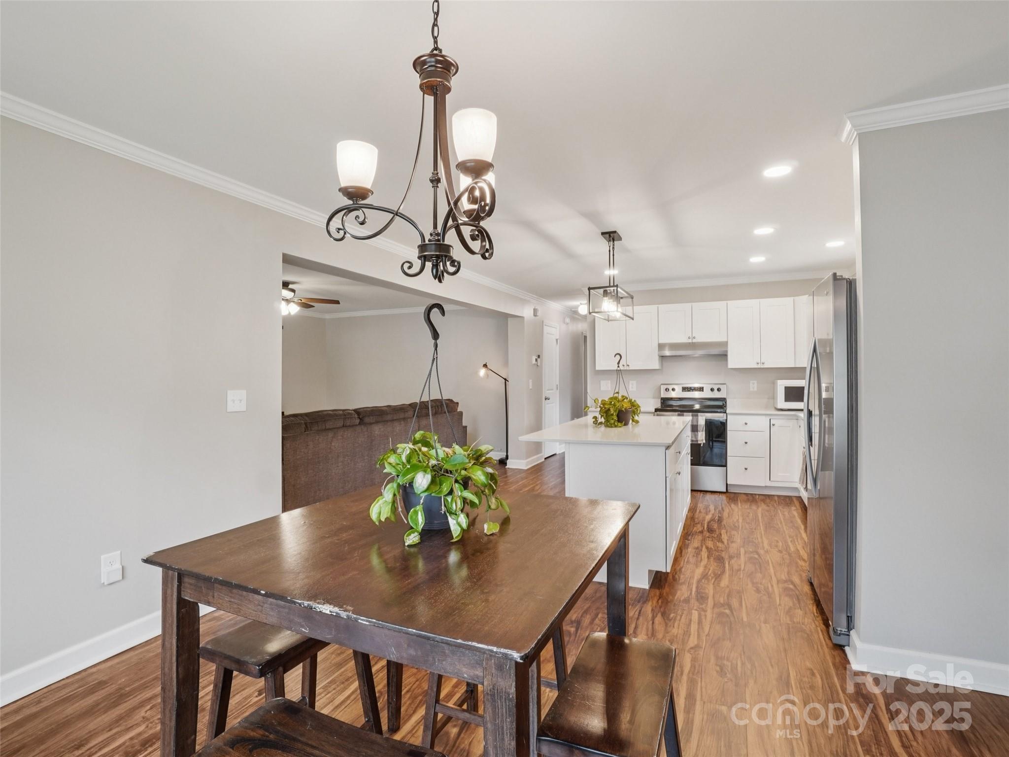 32 Lewis Street Property Photo 1