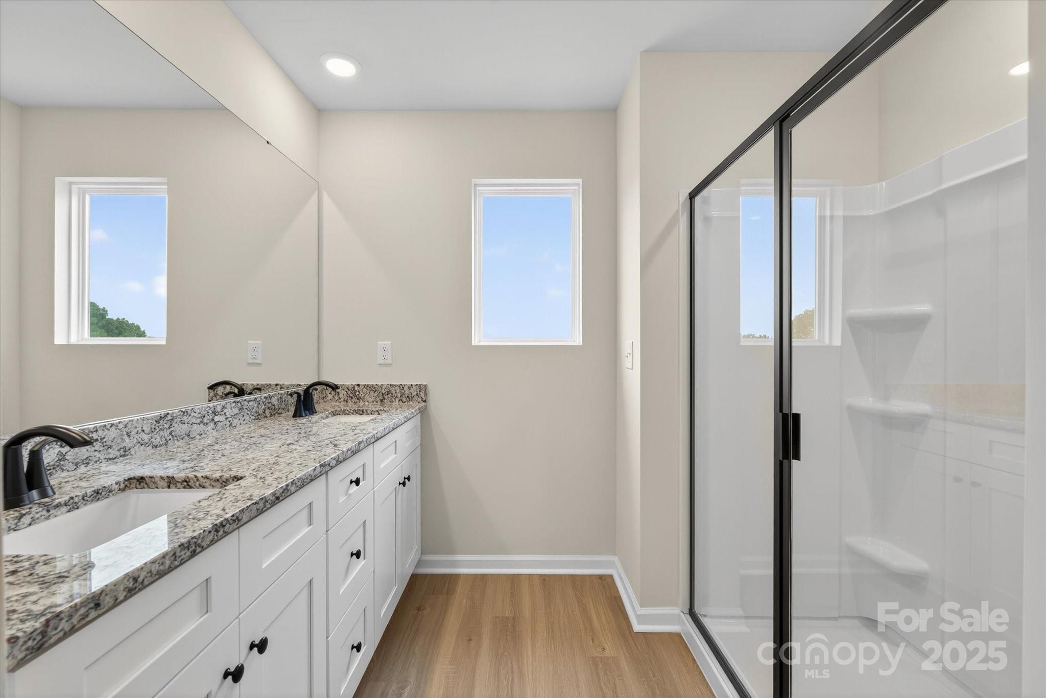 1982 W Davidson Avenue Property Photo 15