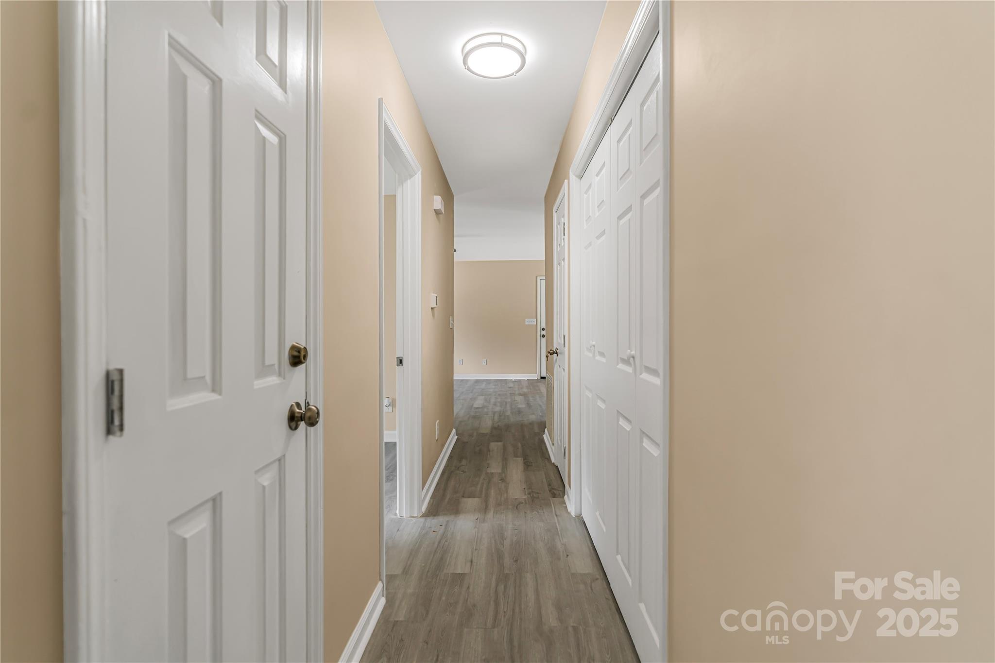 660 Sides Road Property Photo 12