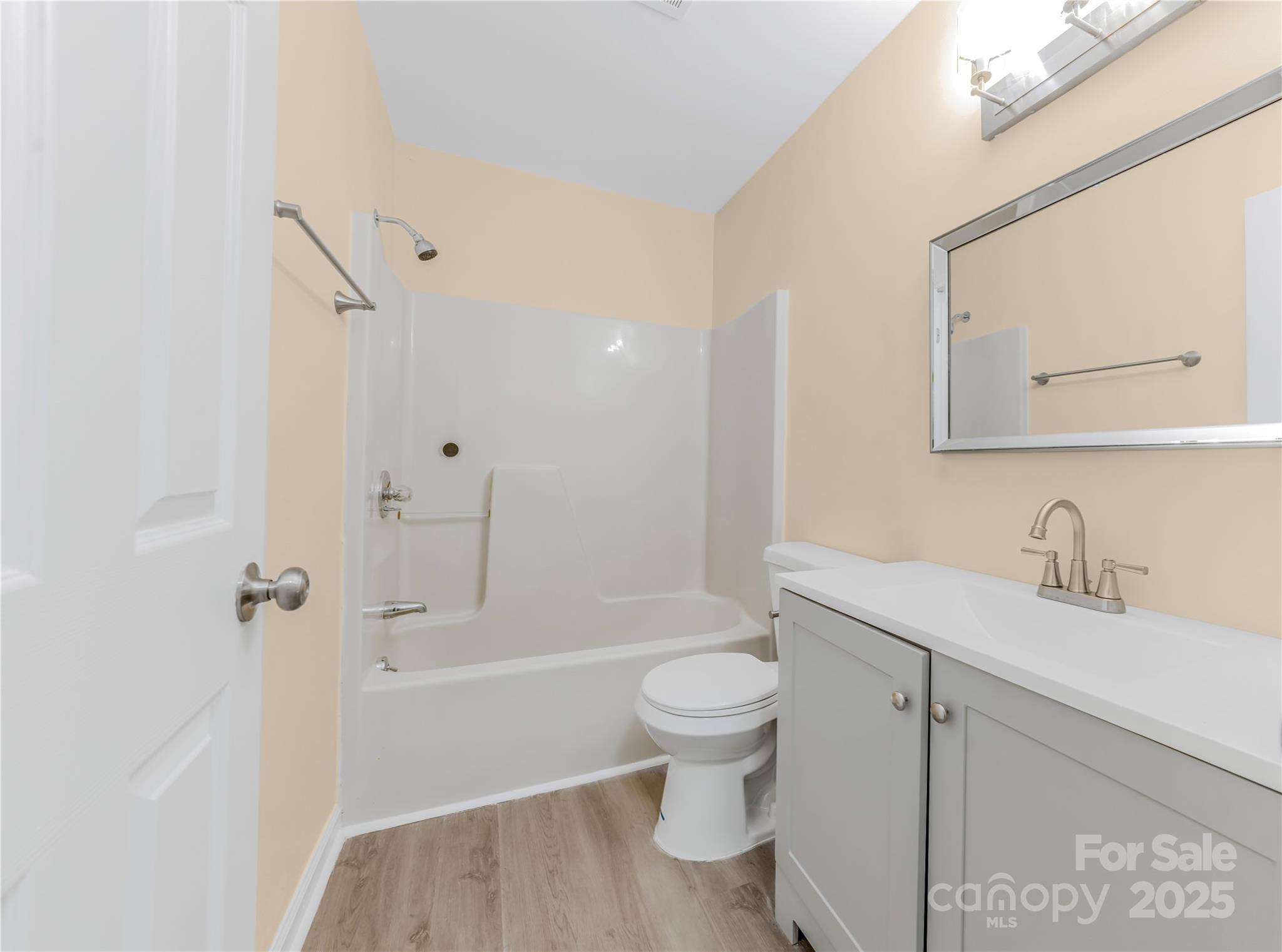 660 Sides Road Property Photo 21