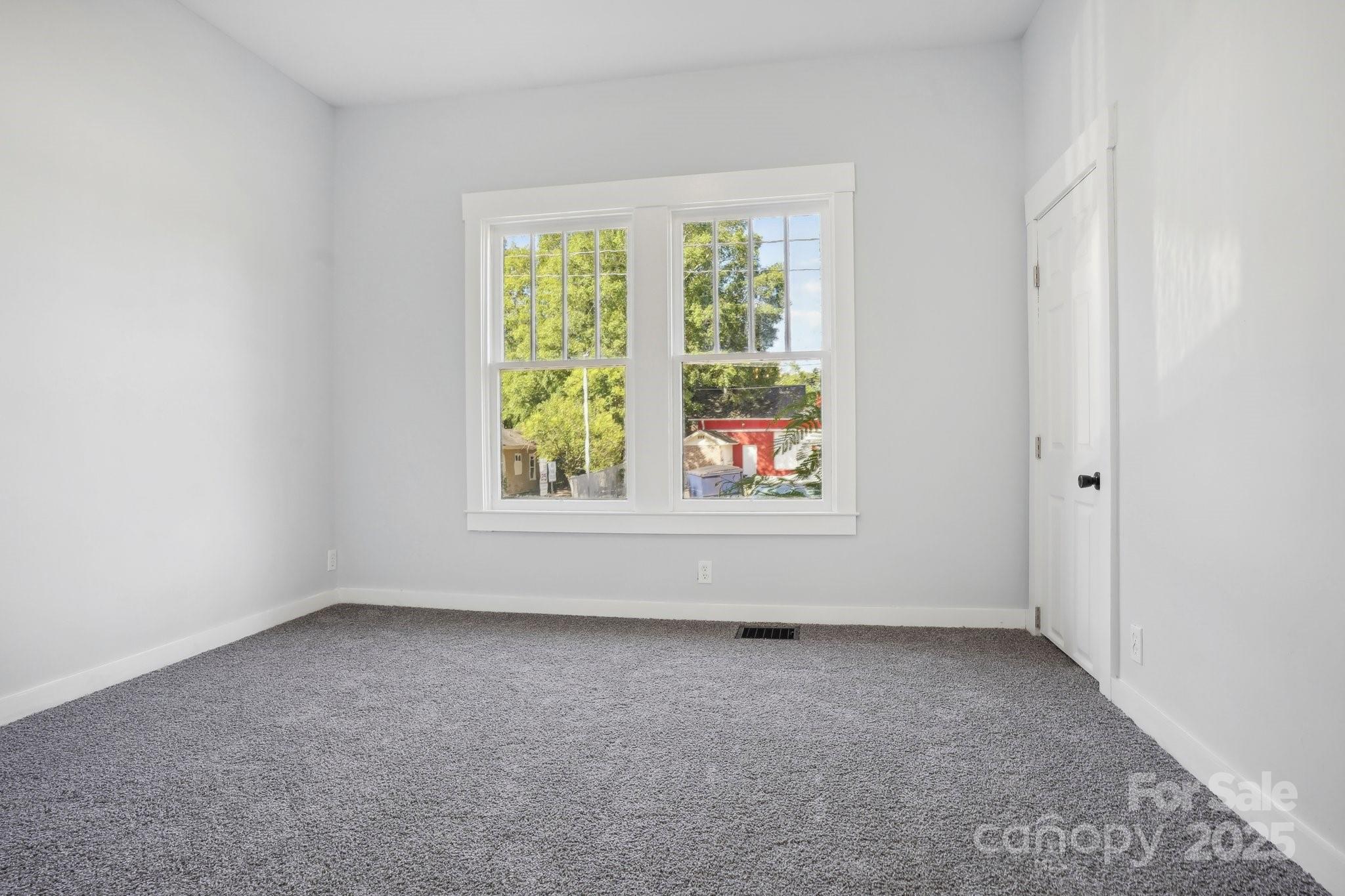 705 Lancaster Avenue Property Photo 7