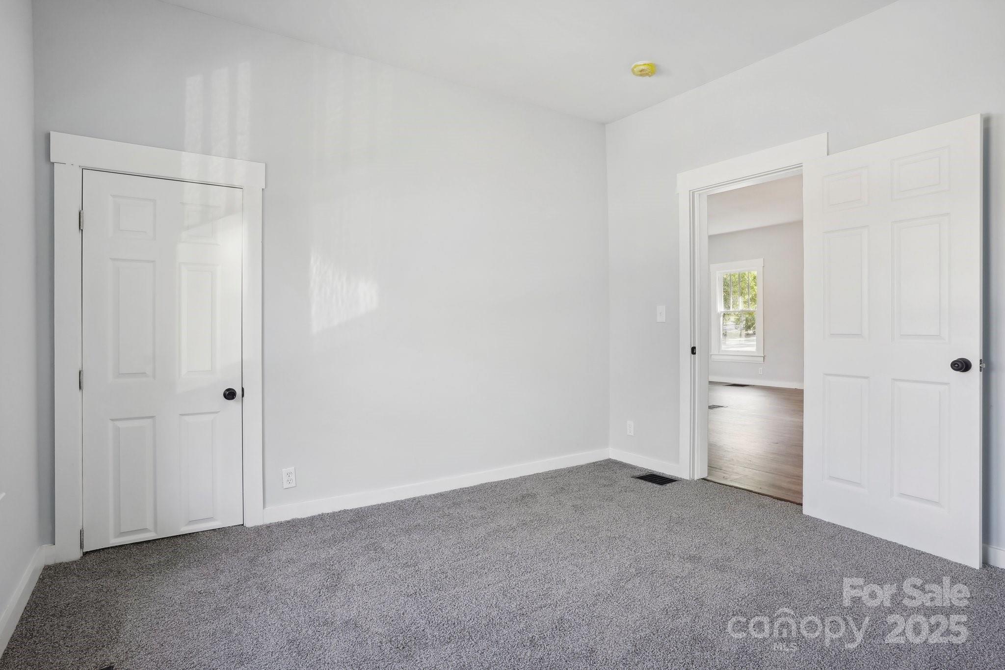 705 Lancaster Avenue Property Photo 8