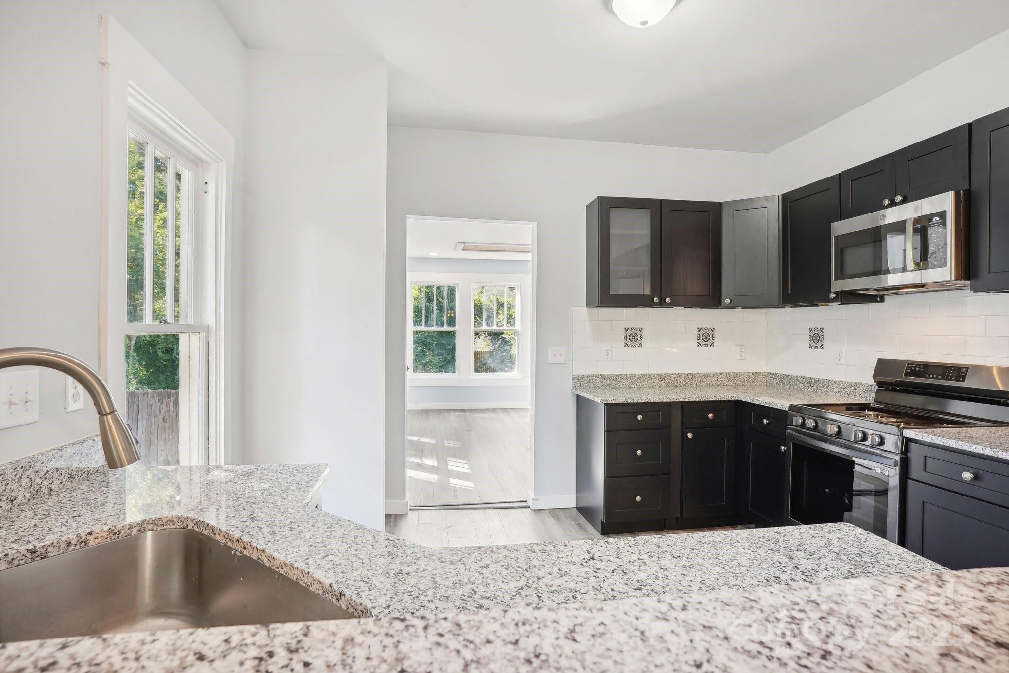 705 Lancaster Avenue Property Photo 17