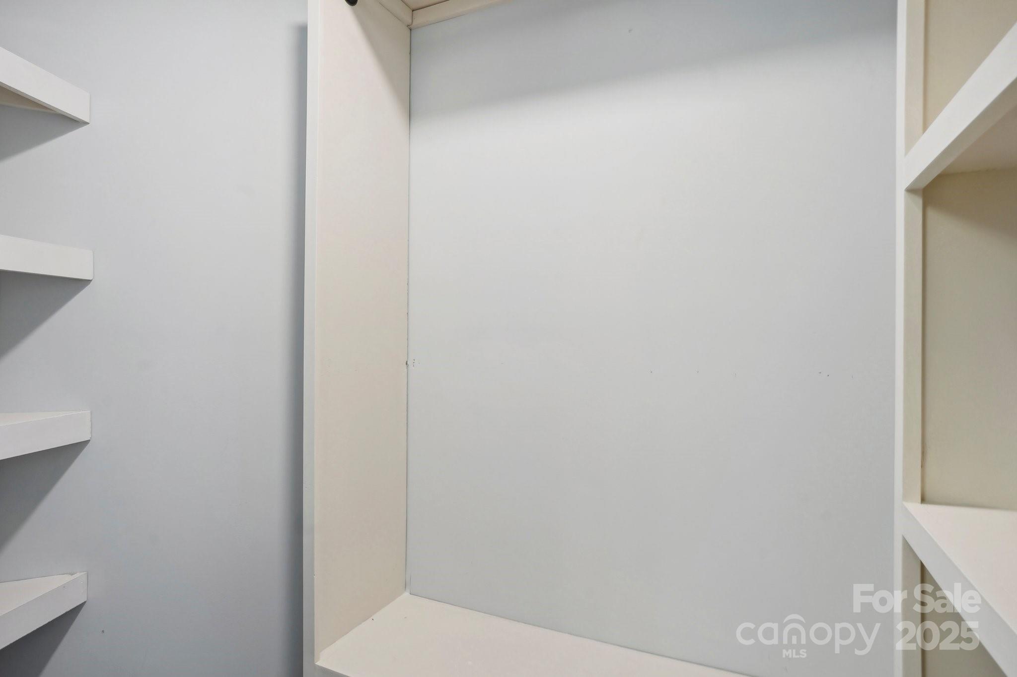 705 Lancaster Avenue Property Photo 19