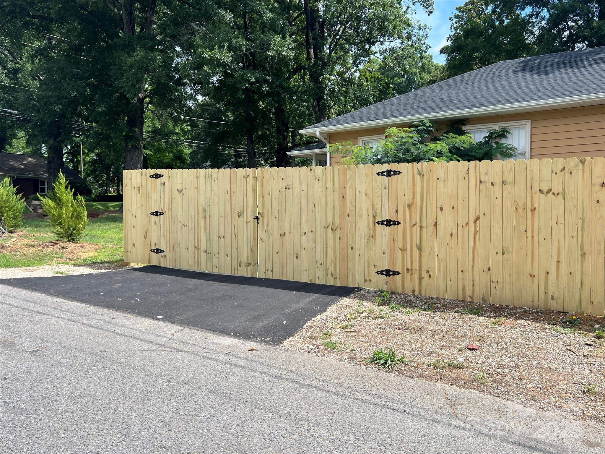 705 Lancaster Avenue Property Photo 23