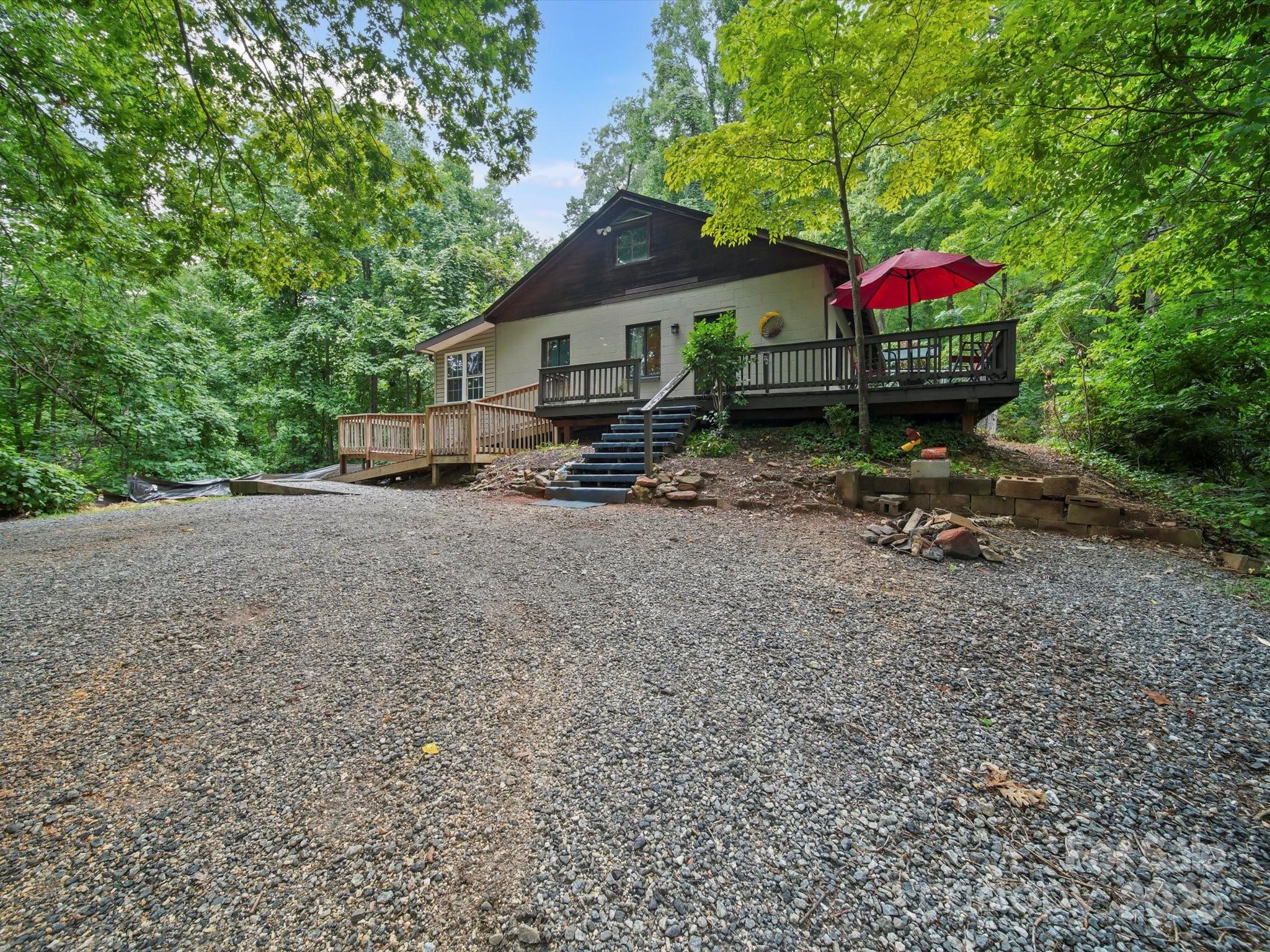 629 Vineyard Road