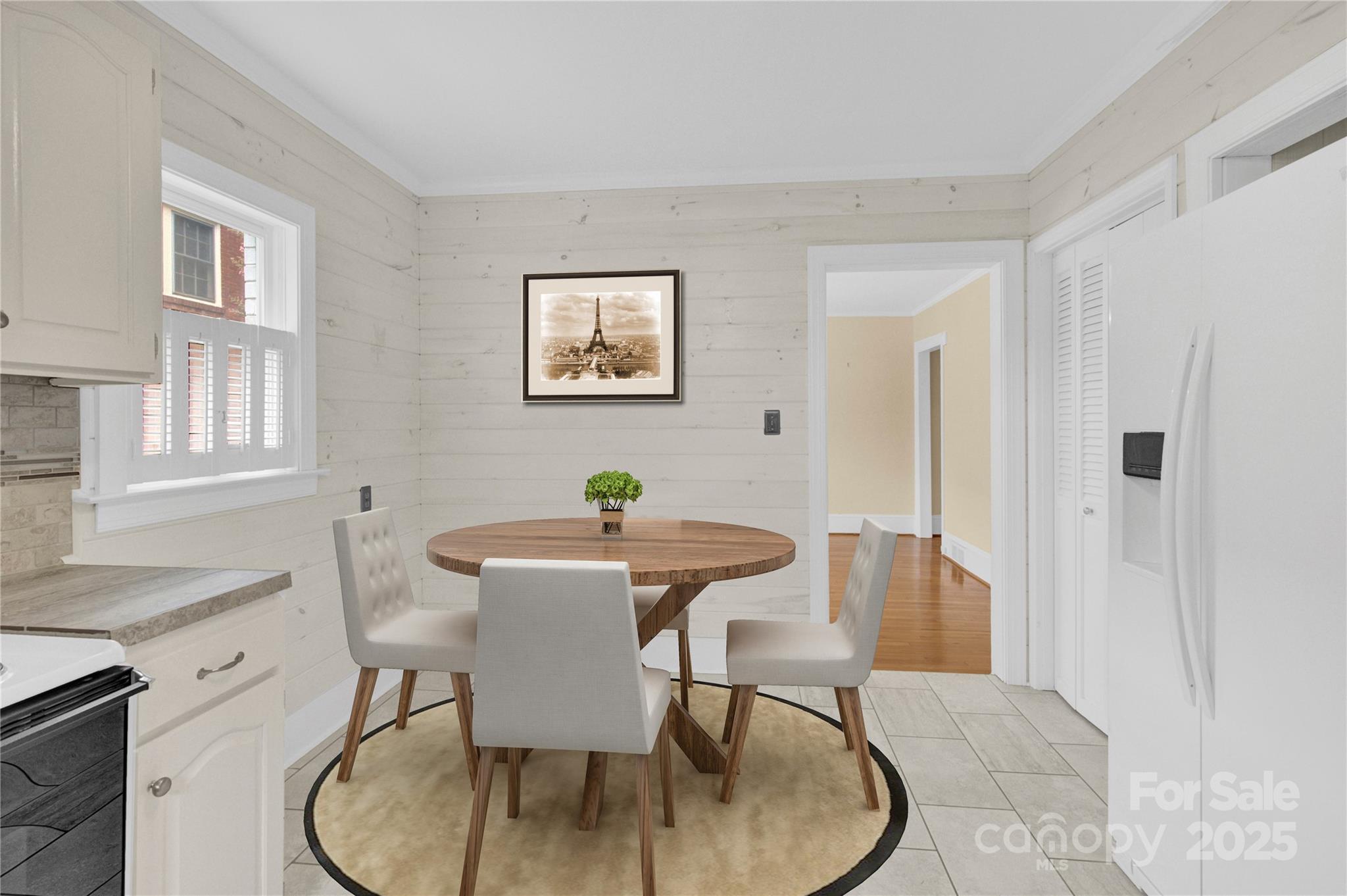 824 Davie Avenue Property Photo 16