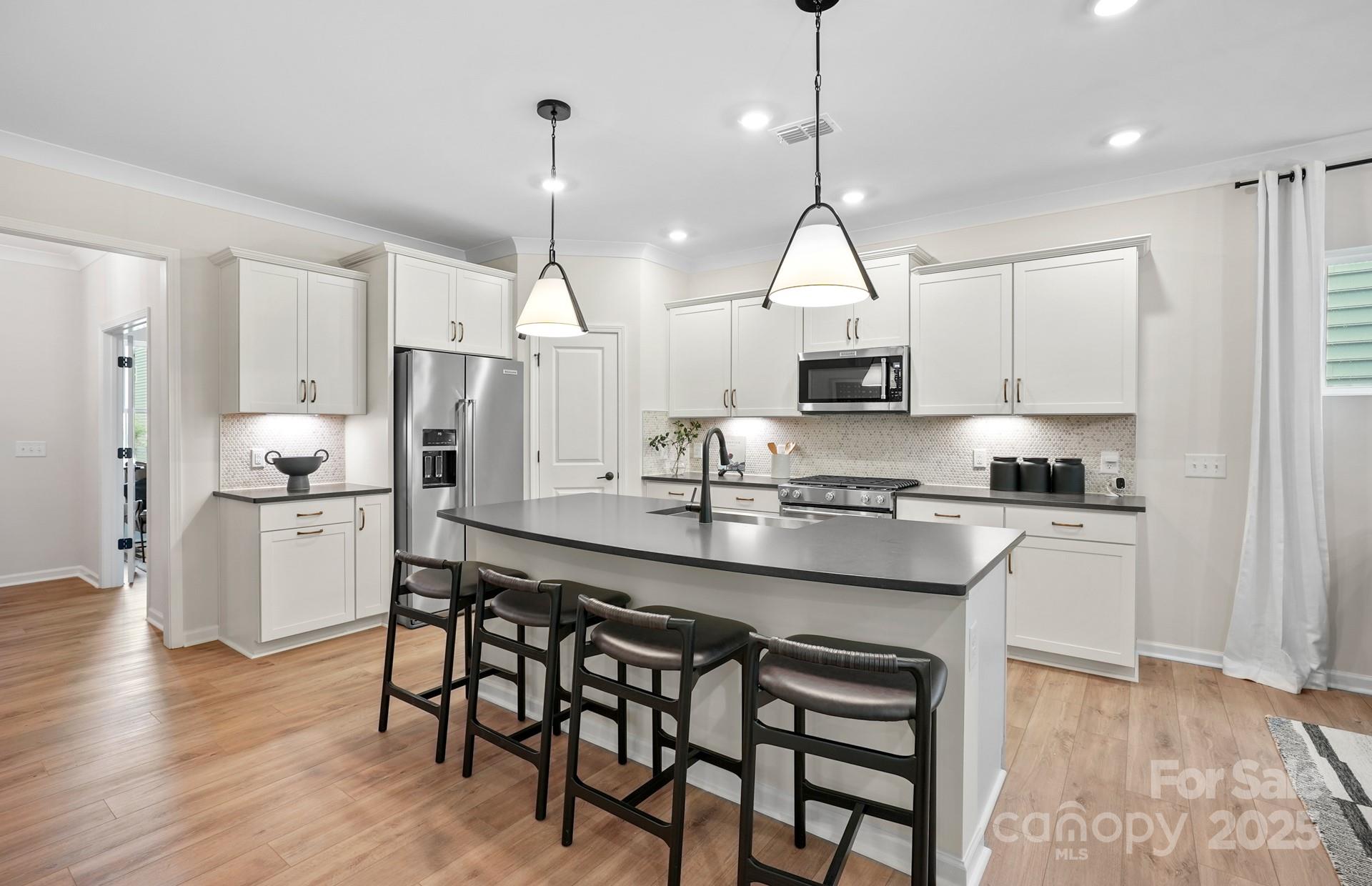 5750 Stewarts Landing Road 122 Property Photo 2