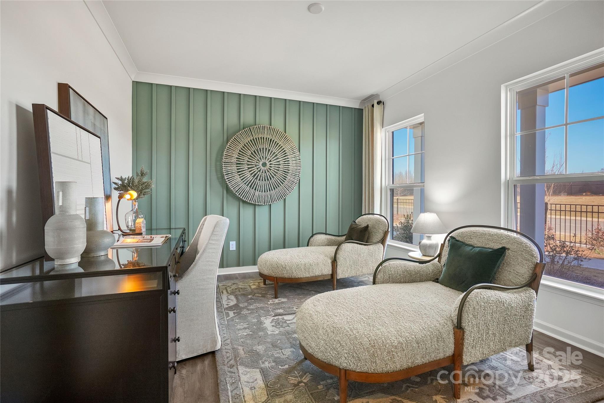 2145 Riverbend Avenue 70 Property Photo 2