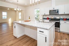 115 W Lacy Street Property Photo 1