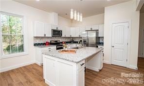 115 W Lacy Street Property Photo 2