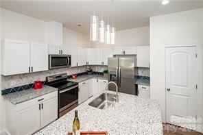 115 W Lacy Street Property Photo 3