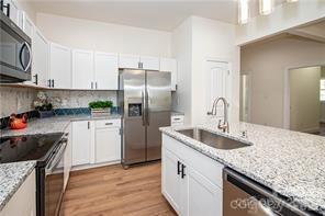 115 W Lacy Street Property Photo 4