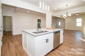 115 W Lacy Street Property Photo 6