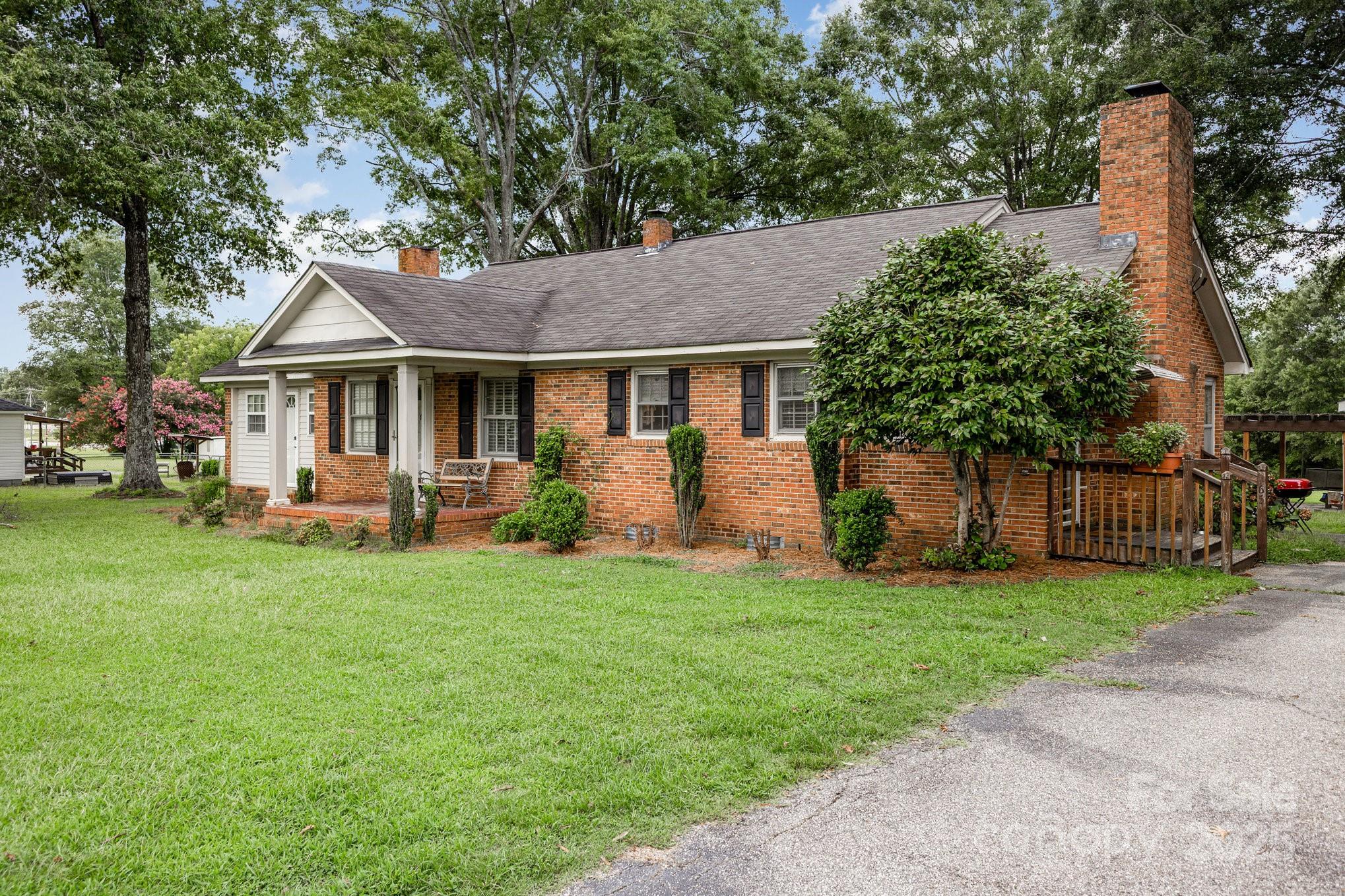 165 Bailey Road Property Photo 2