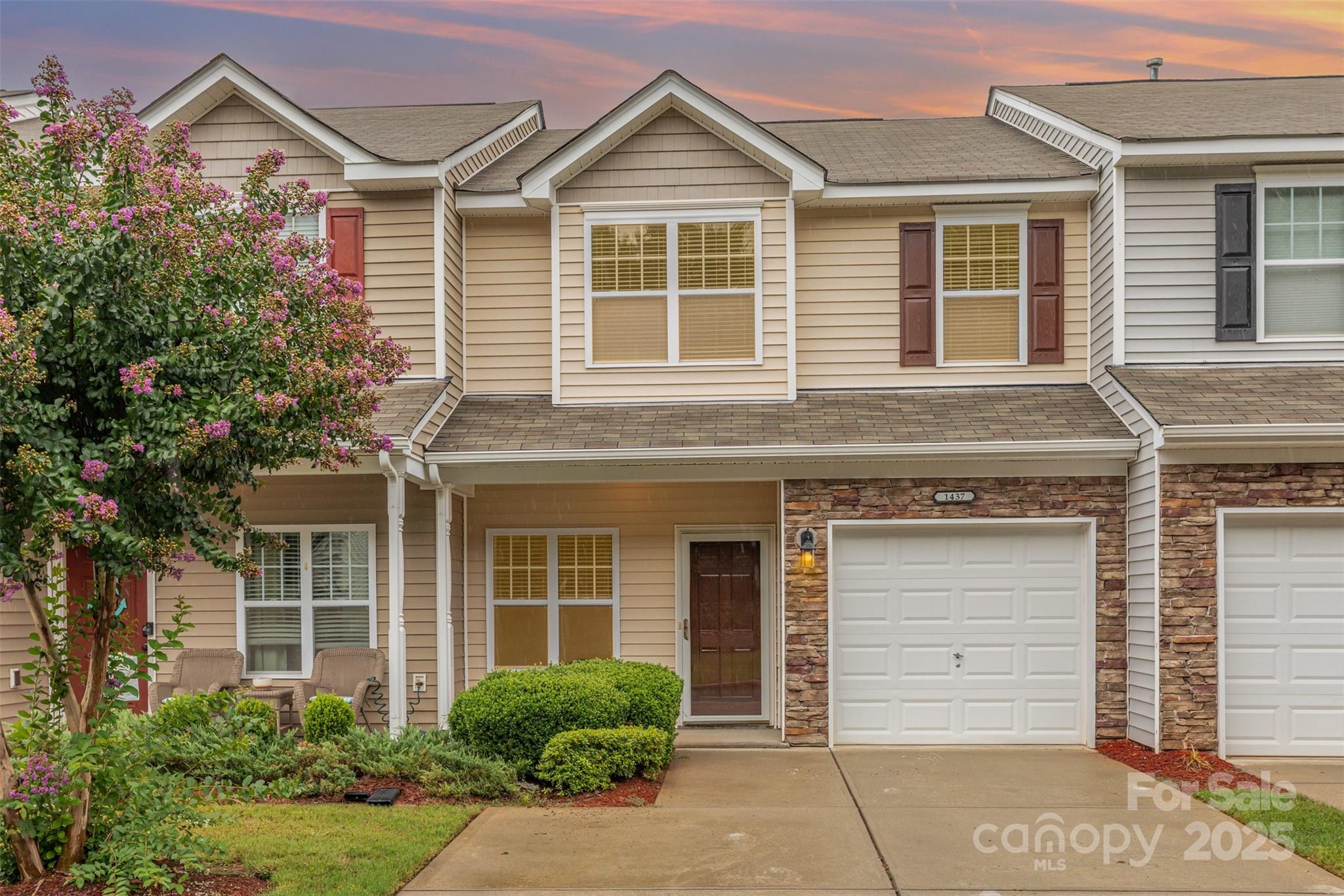 1437 Harpers Inlet Drive Property Photo 18