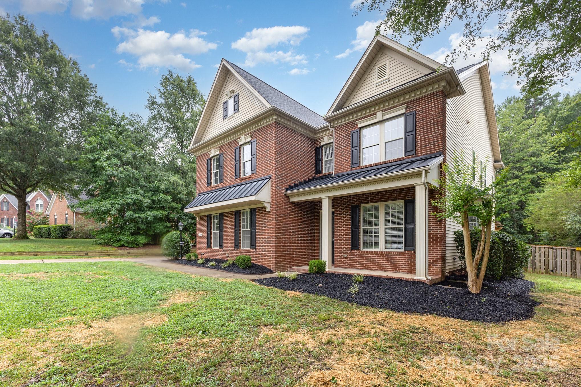 4204 Belle Meade Circle Property Photo 4