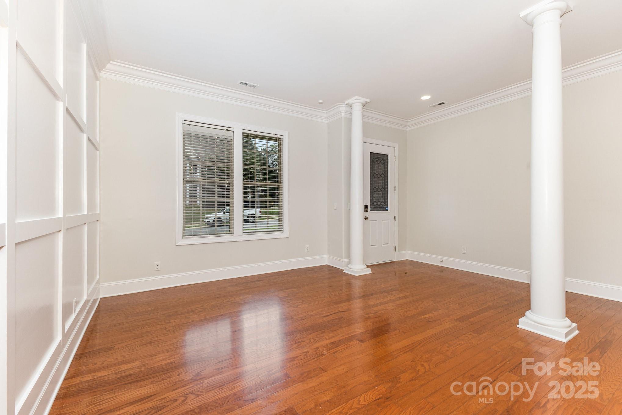 4204 Belle Meade Circle Property Photo 5