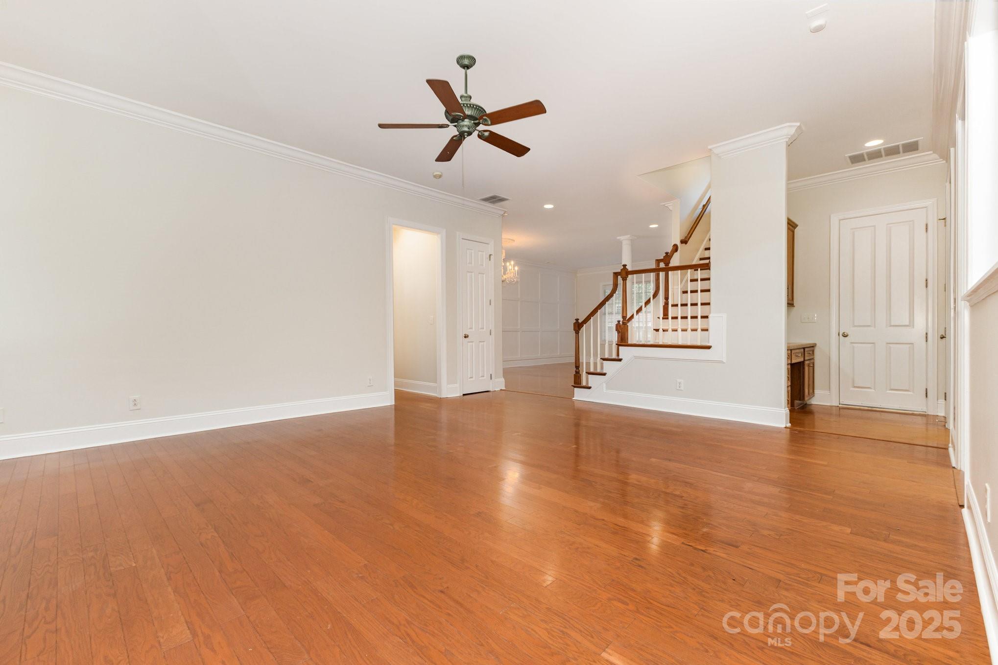 4204 Belle Meade Circle Property Photo 9