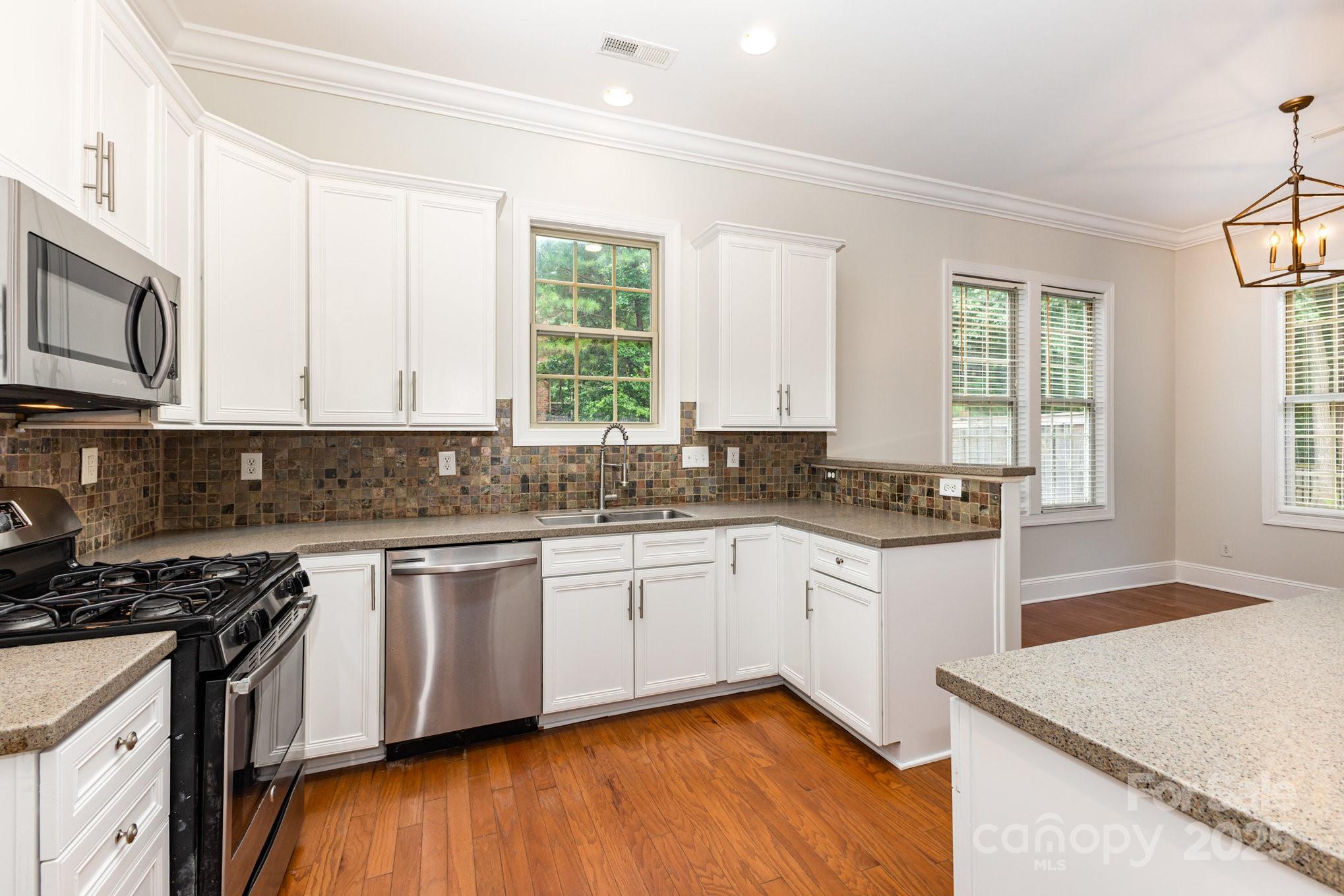 4204 Belle Meade Circle Property Photo 11