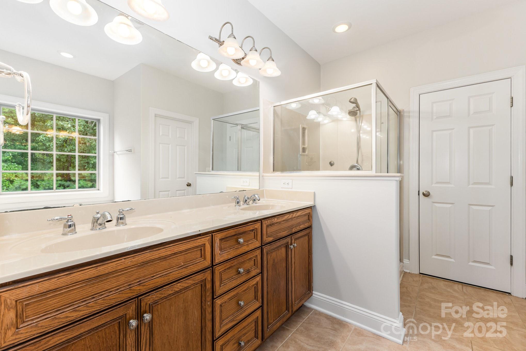 4204 Belle Meade Circle Property Photo 24