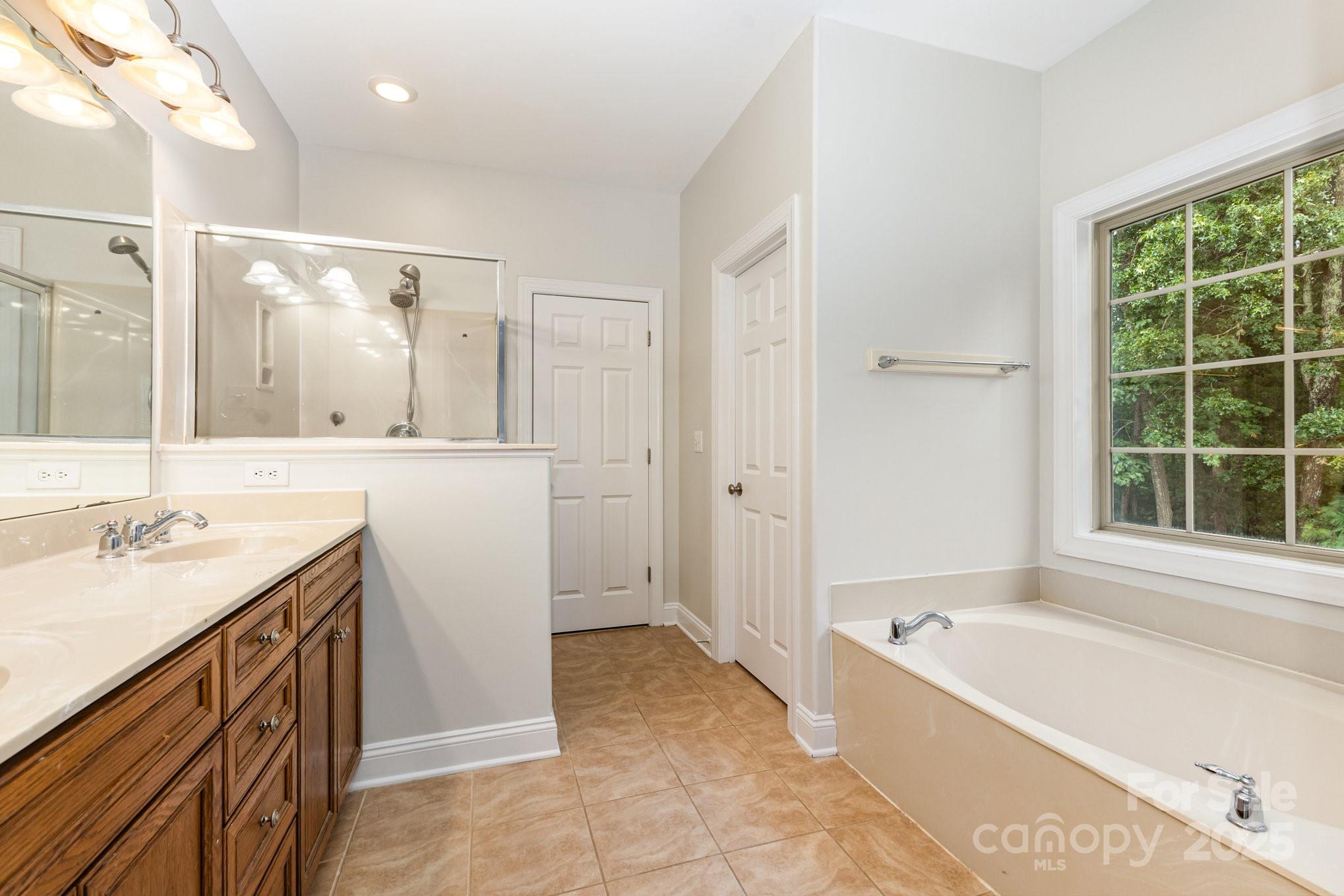 4204 Belle Meade Circle Property Photo 25