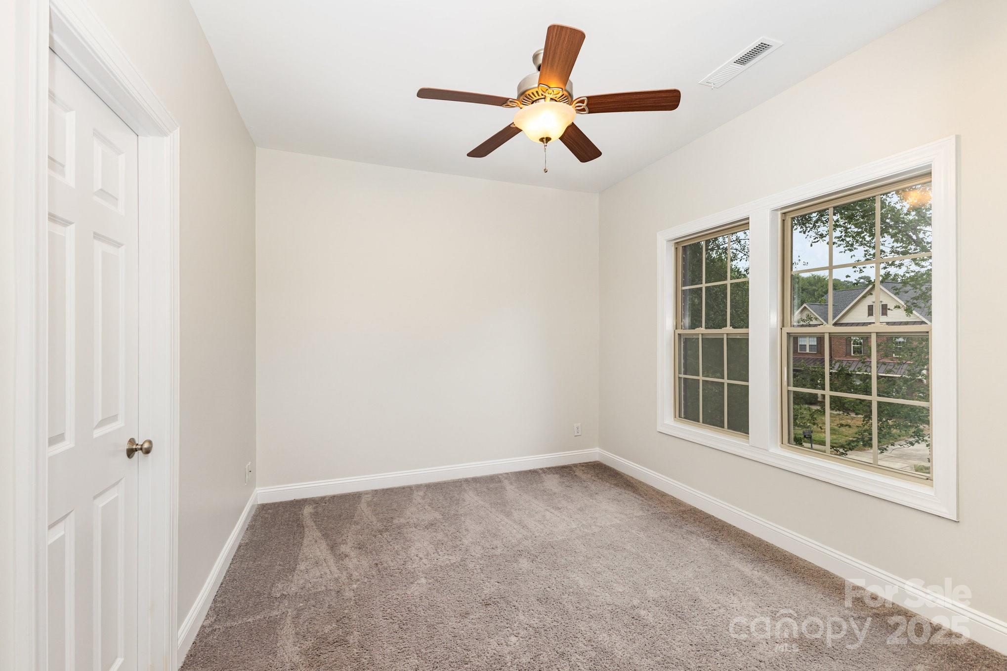 4204 Belle Meade Circle Property Photo 28