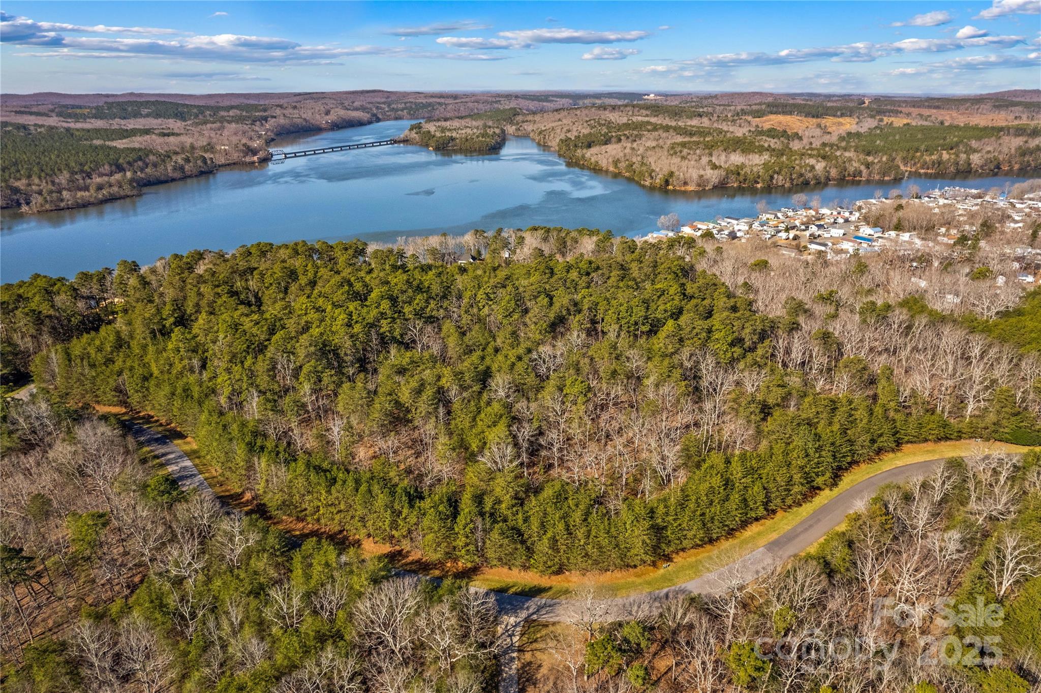 642 Whisper Lake Drive Property Photo 1
