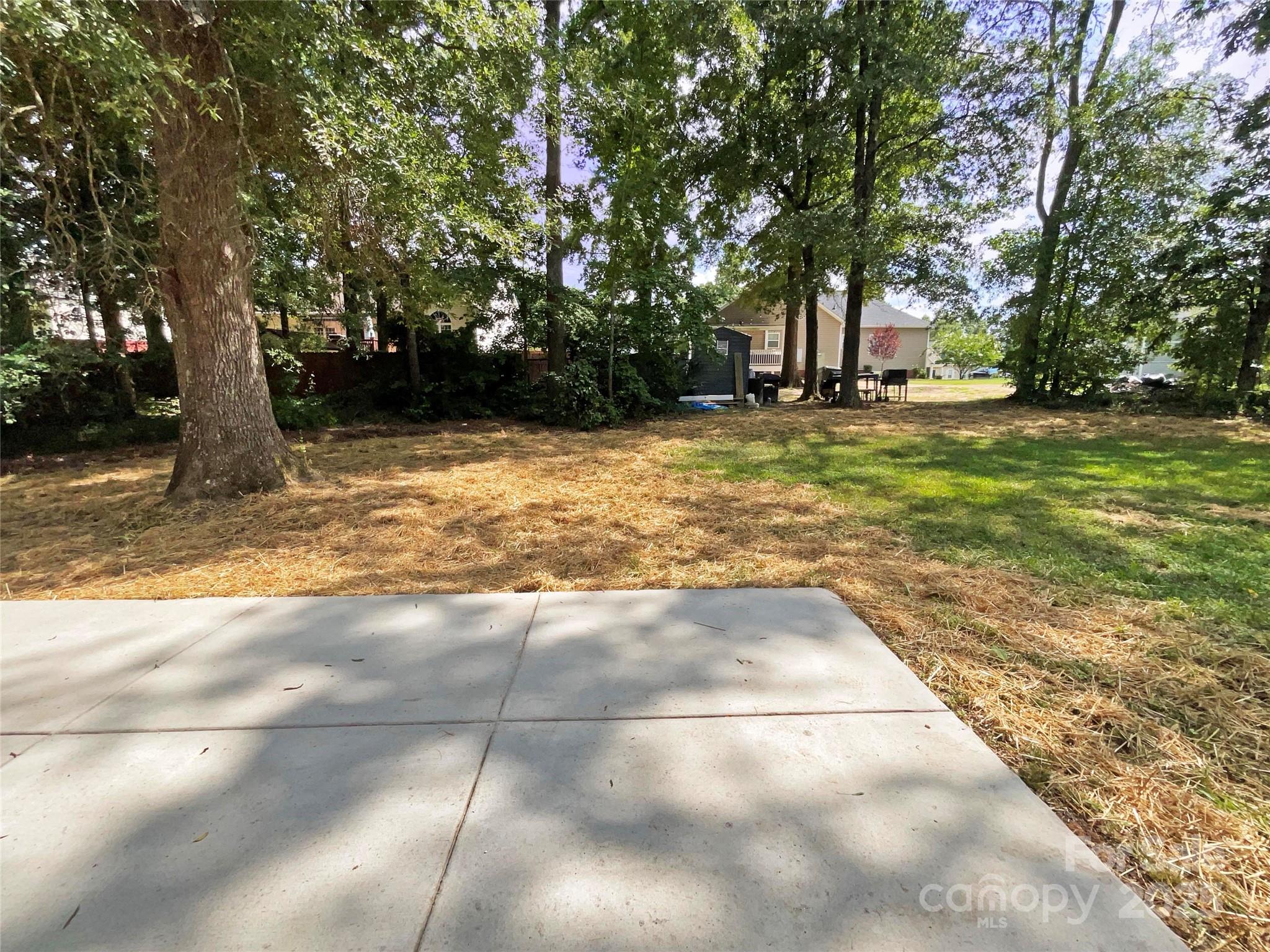 5142 Sedgefield Drive Property Photo 14