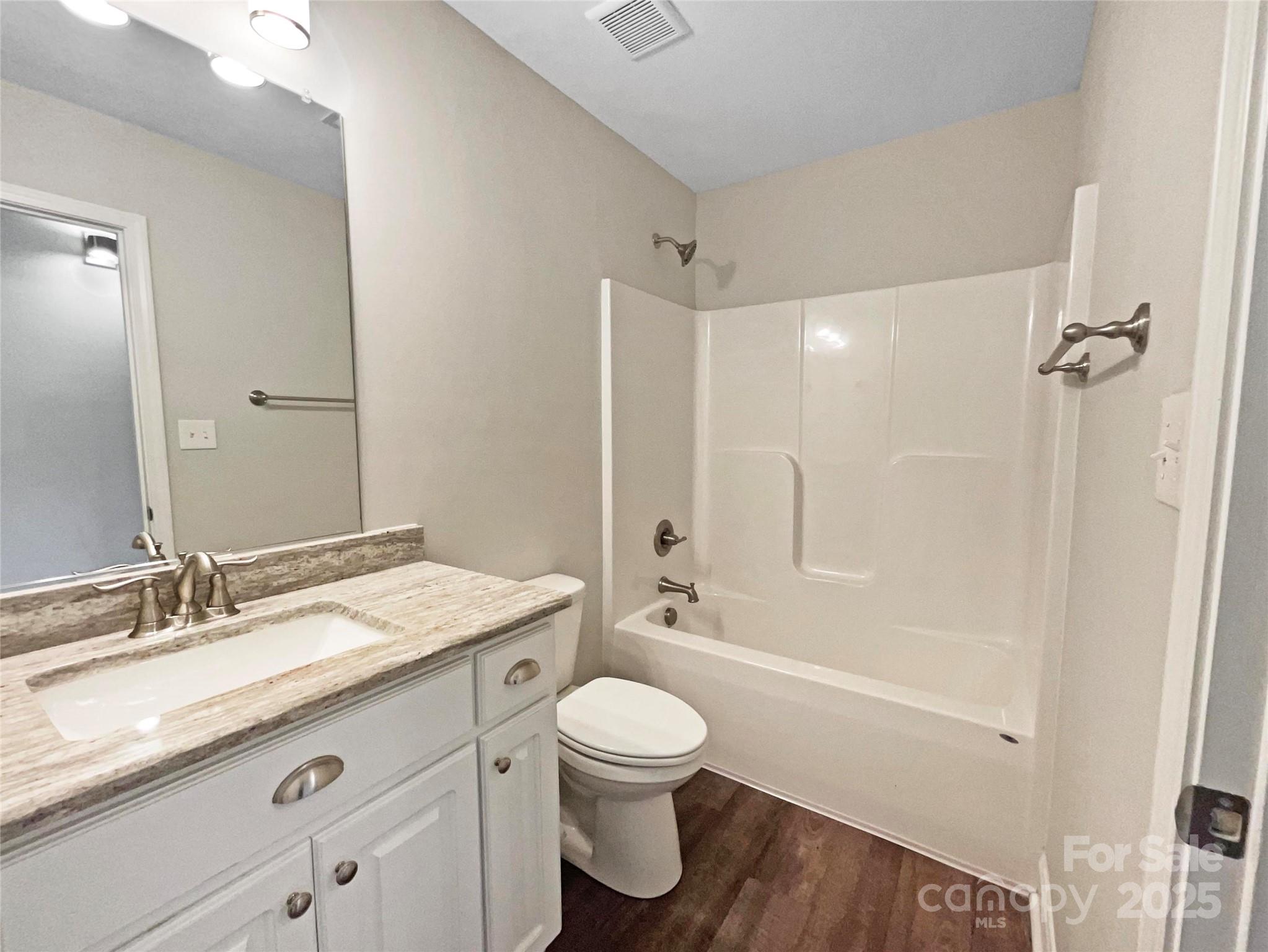 5142 Sedgefield Drive Property Photo 16