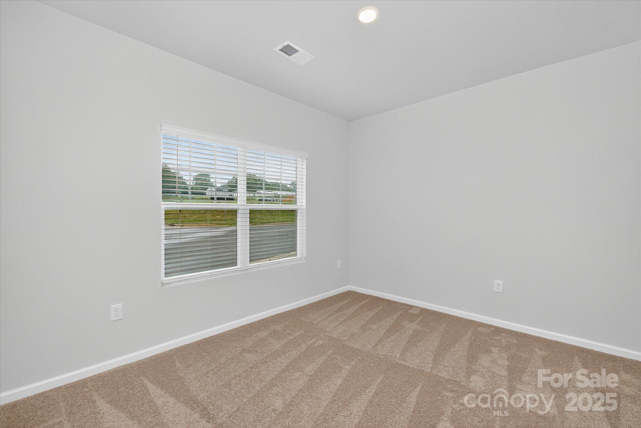 1318 Principal Featherstone Avenue Property Photo 3