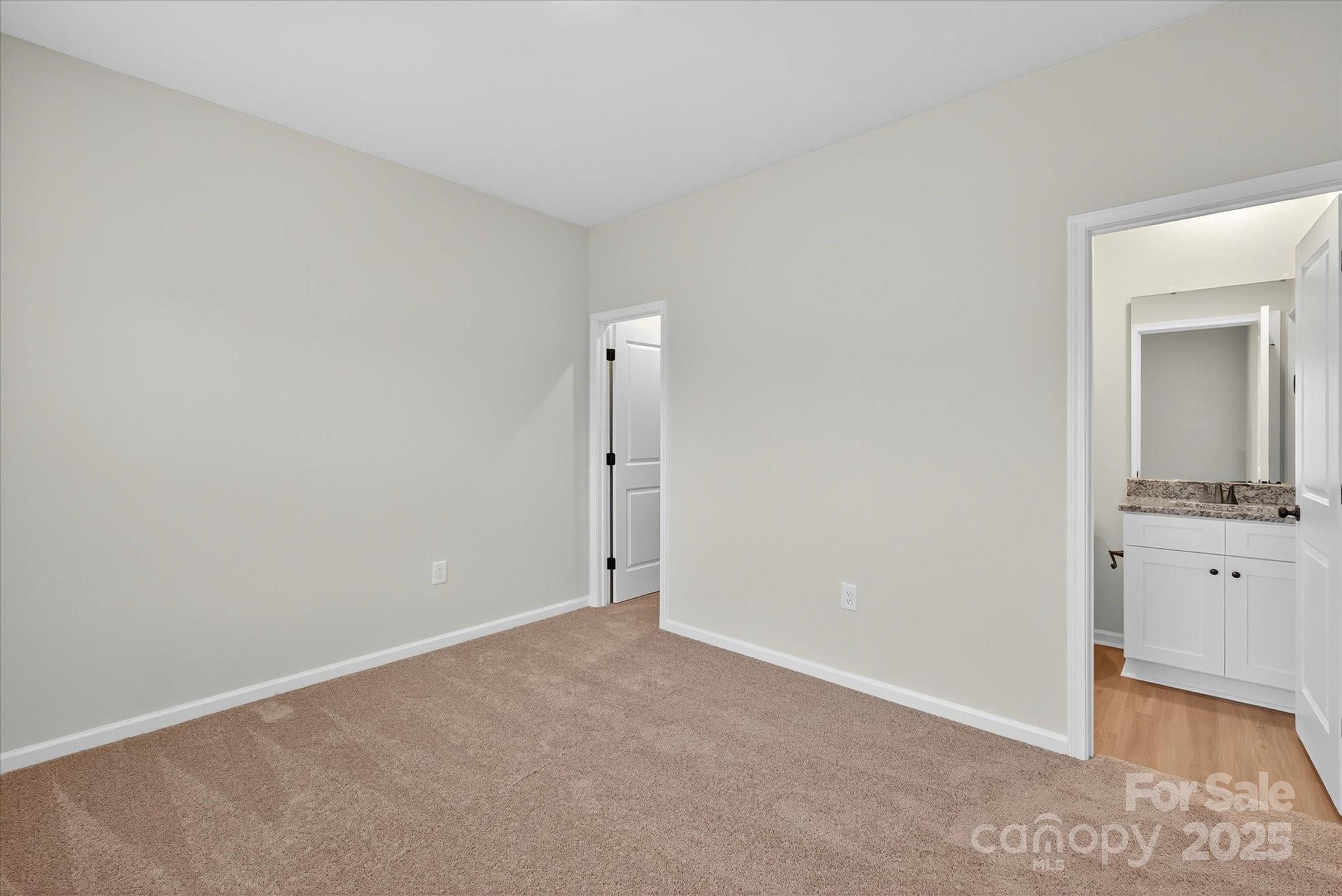 1318 Principal Featherstone Avenue Property Photo 5