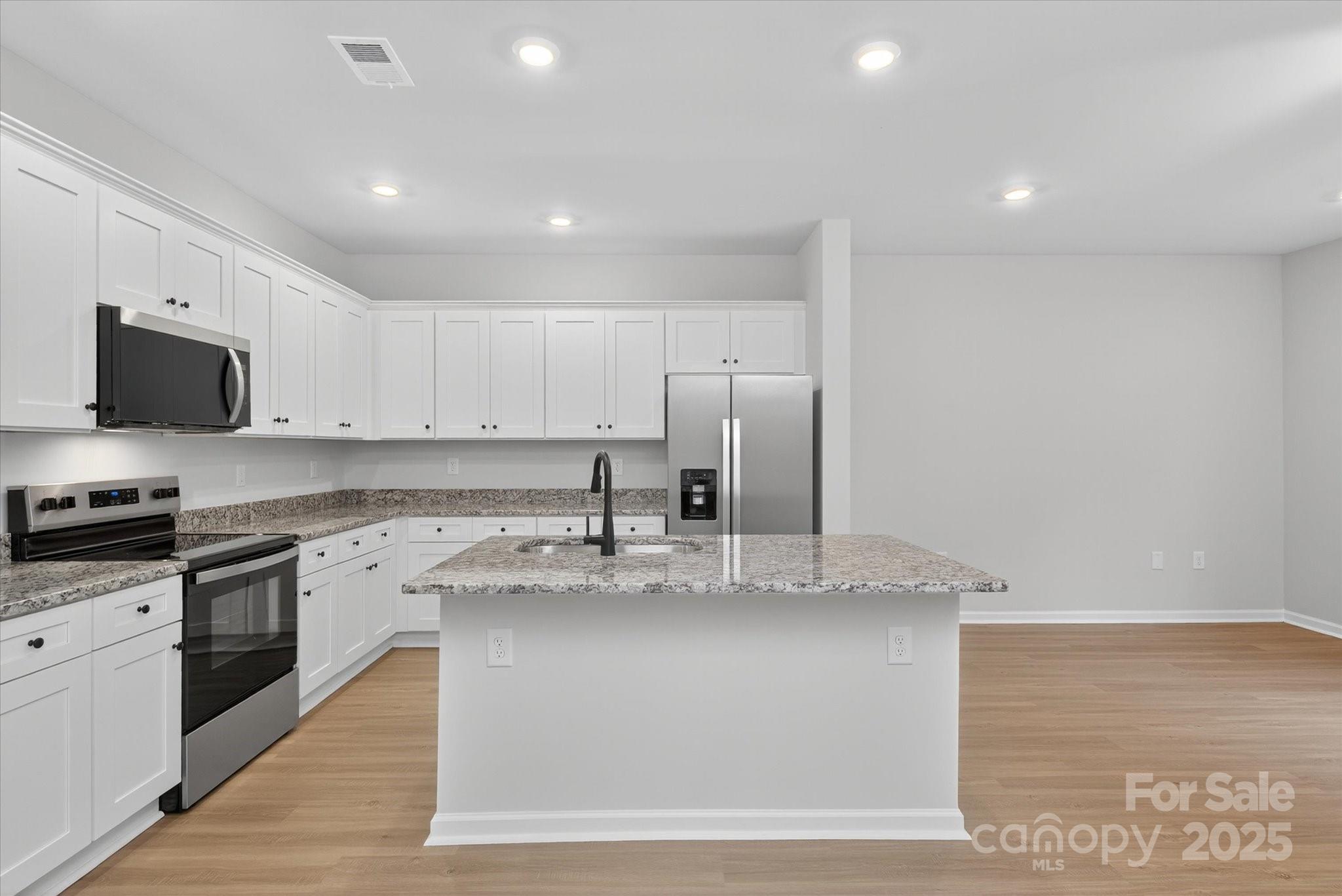 1318 Principal Featherstone Avenue Property Photo 11
