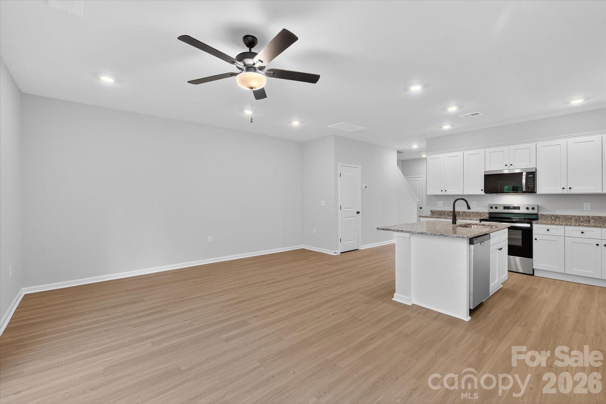 1318 Principal Featherstone Avenue Property Photo 17