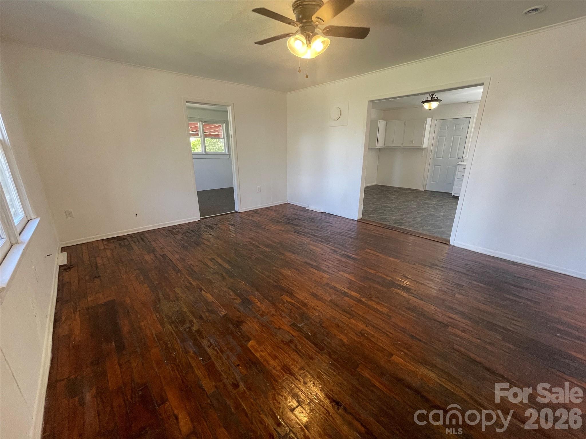 51 Robinson Street Property Photo 3