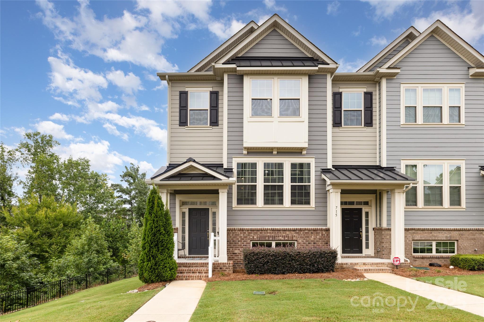 717 Swift Run Court Property Photo 1