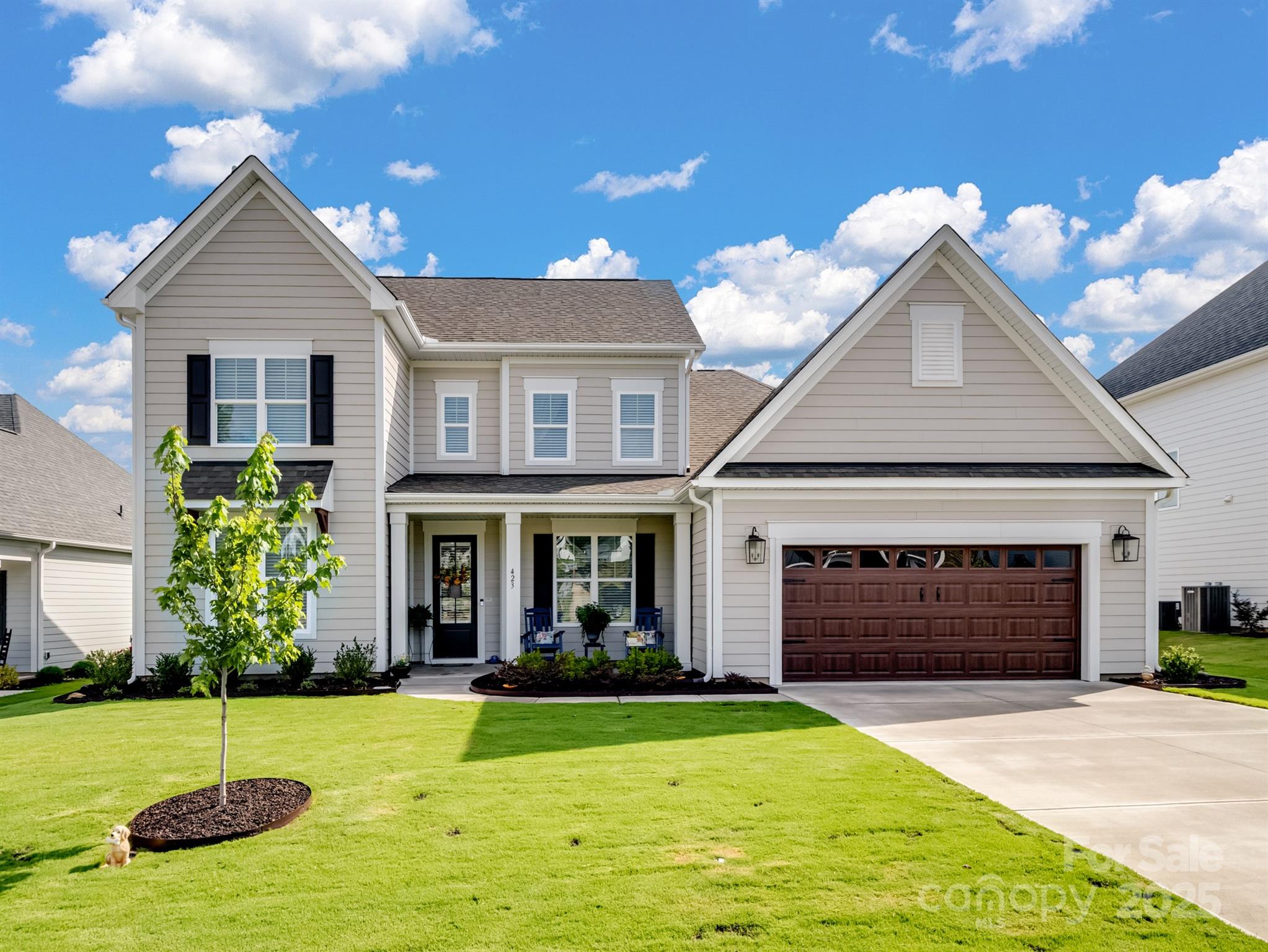 423 Lucky Drive Property Photo 1