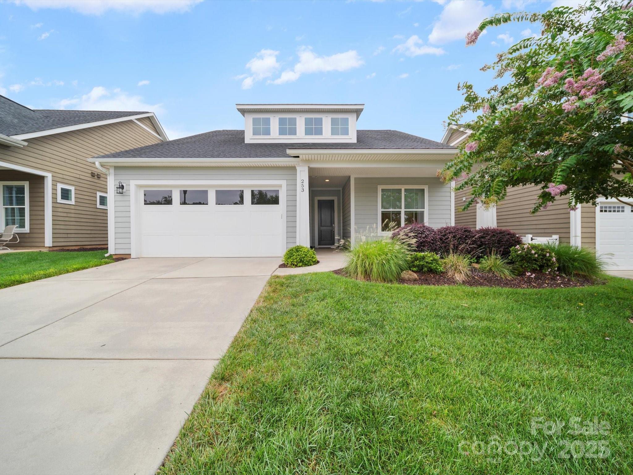 253 Stone Mountain Way Property Photo 1