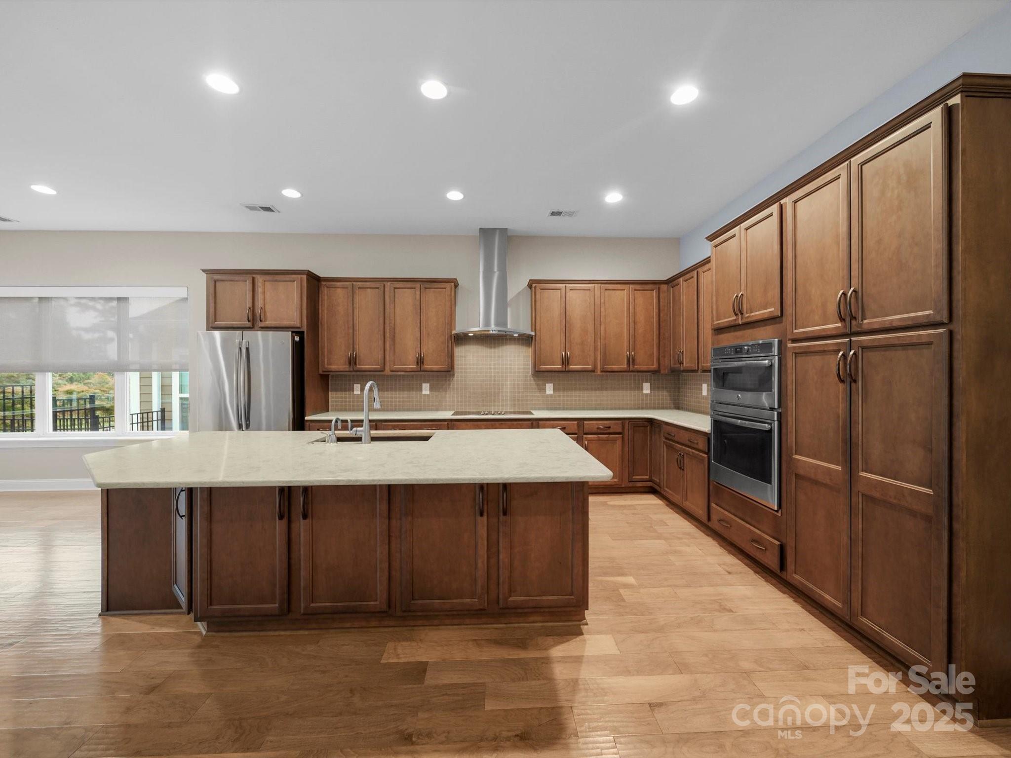 253 Stone Mountain Way Property Photo 8