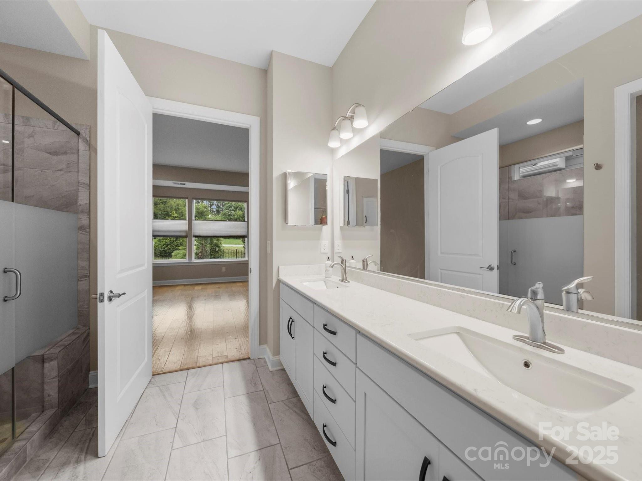 253 Stone Mountain Way Property Photo 12