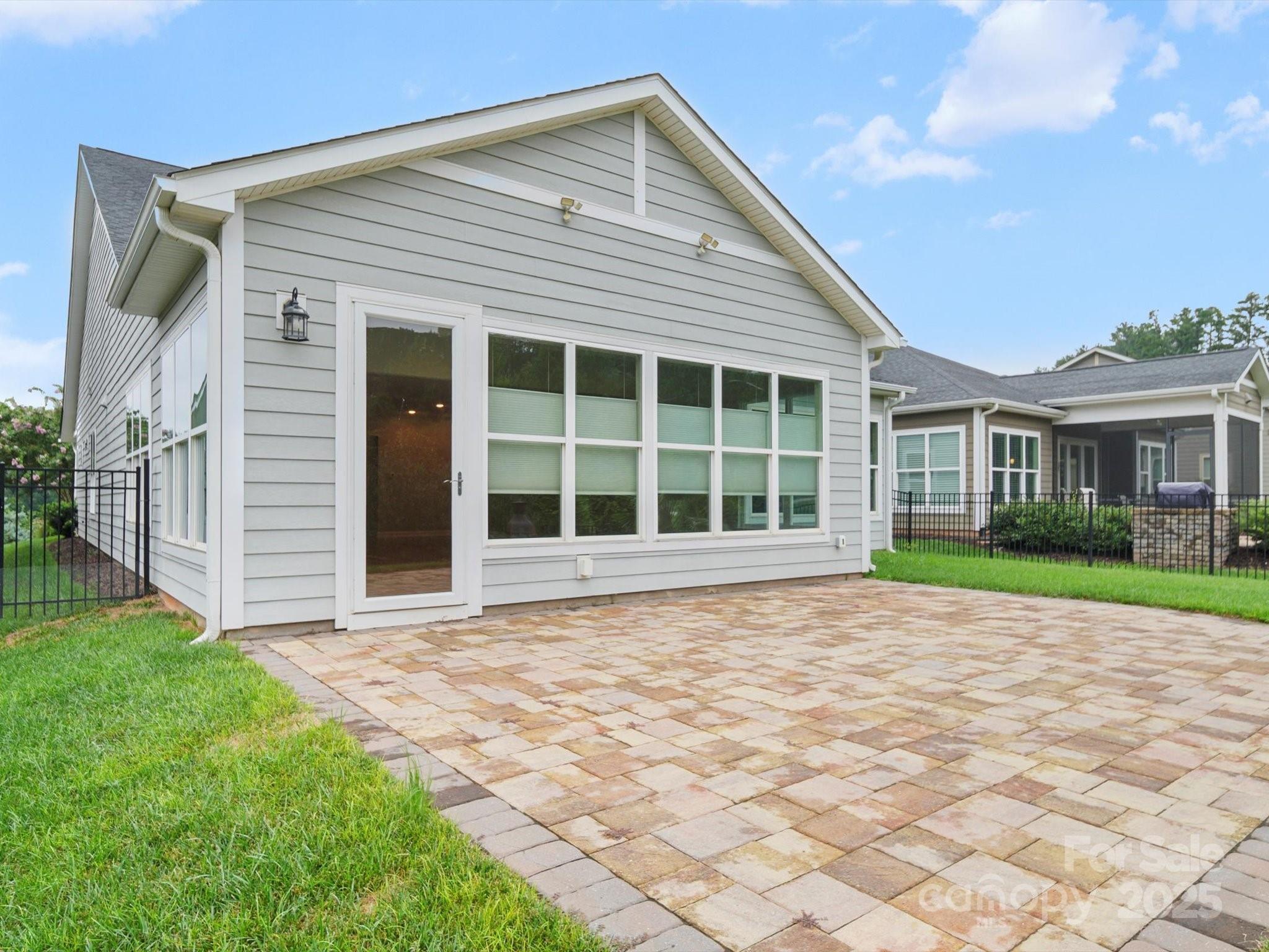 253 Stone Mountain Way Property Photo 38