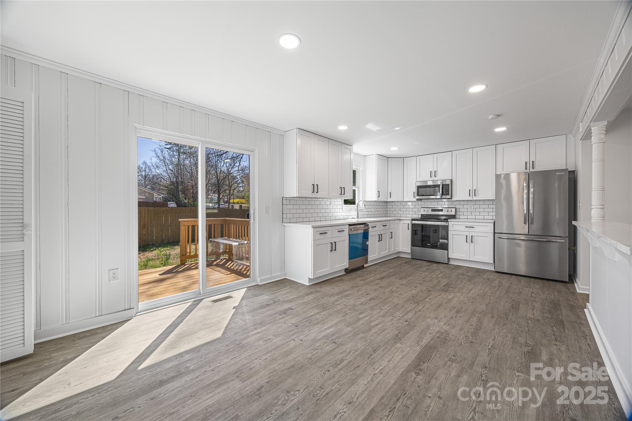 5015 Forestmont Drive Property Photo 14