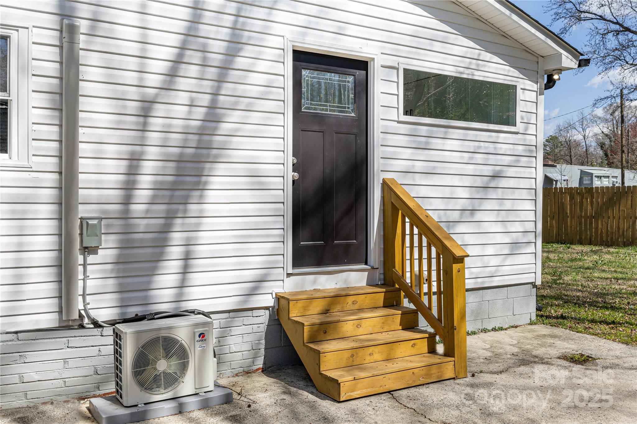 5015 Forestmont Drive Property Photo 27