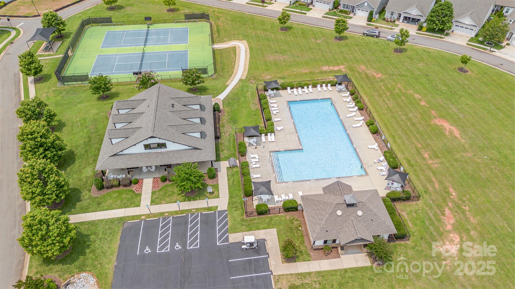 10336 Lakeshore Drive Property Photo 17