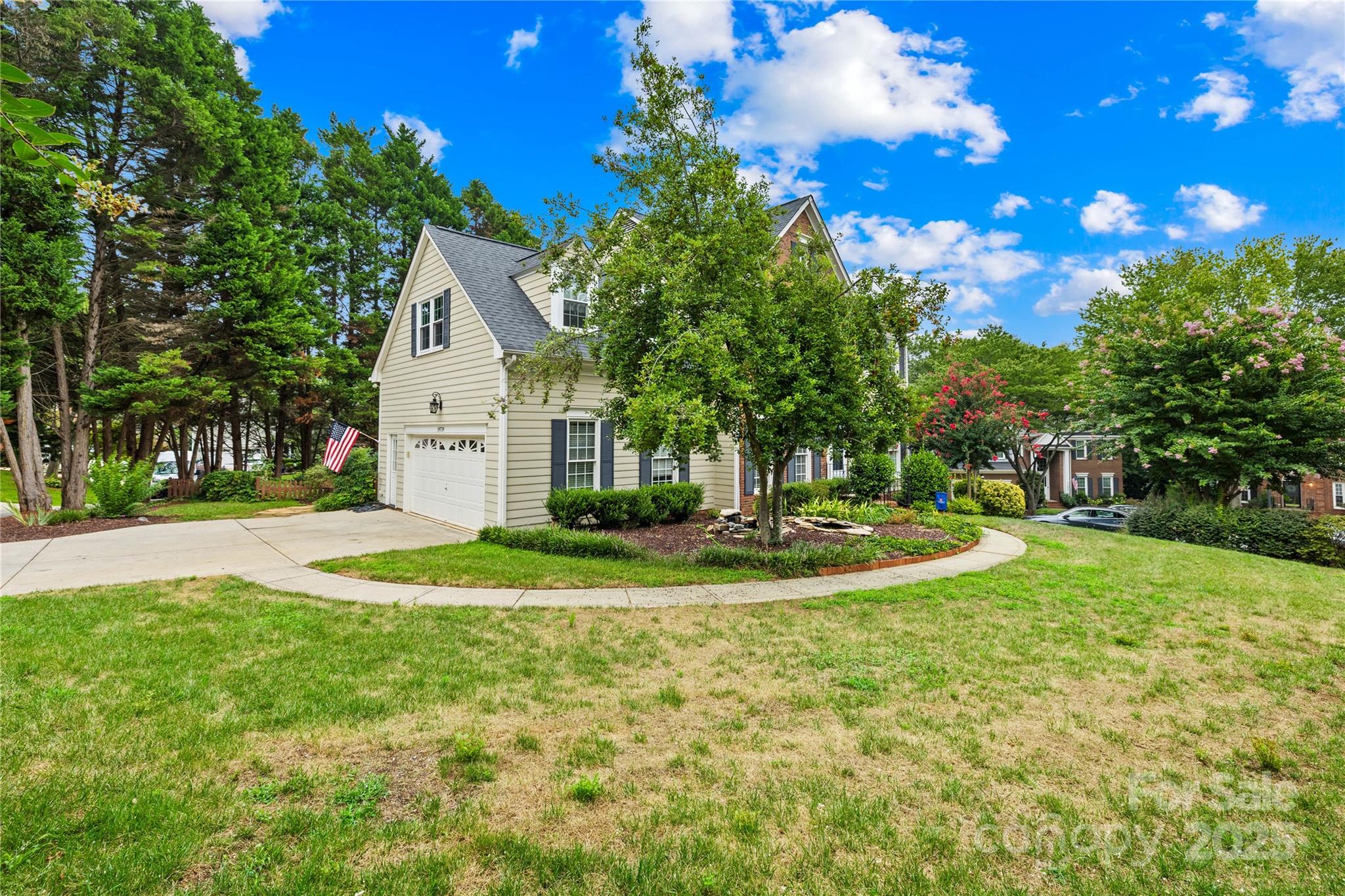 19739 Valiant Way Property Photo 6