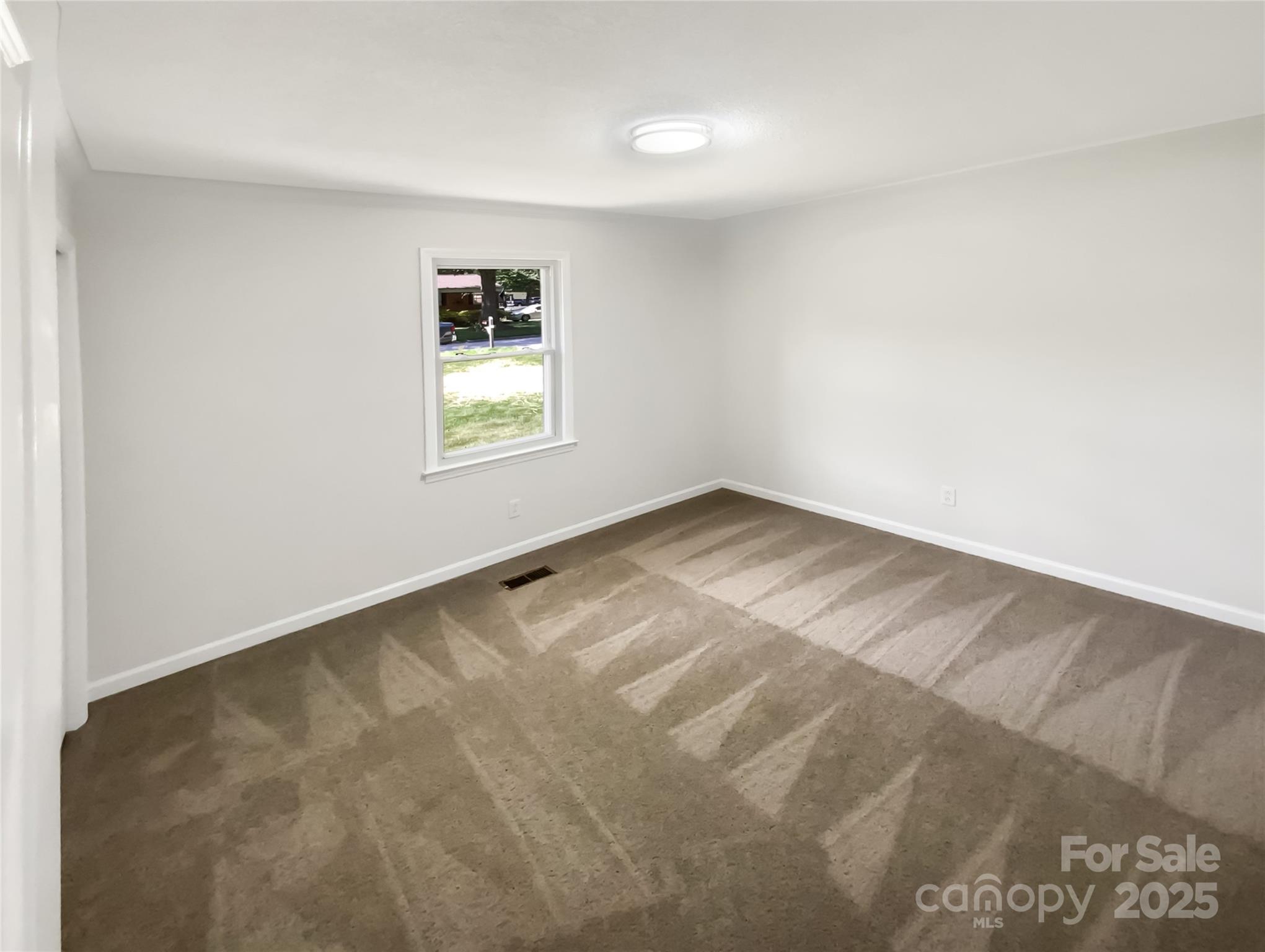 301 Briarcliff Drive Property Photo 14